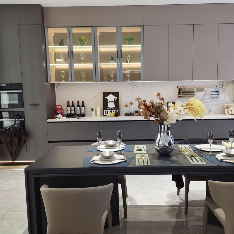 Paano Mo Pipiliin ang Perpektong Dining Room Cabinet para sa Iyong Lugar